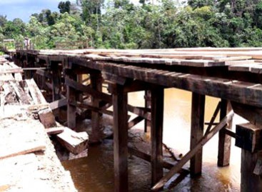 Iniciada reforma da ponte sobre o rio Jaci no distrito Jacinópolis