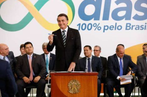 Ameaça de Bolsonaro à Ancine repercute em revistas americanas