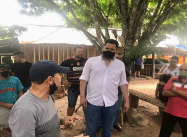 Samuel Costa se reune com moradores de setor chacareiro