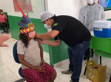 Vacinação contra a Covid-19 começa em comunidades indígenas no Amazonas