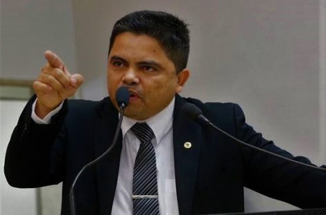 #IMPROBO | Jesuíno Boabaid pedirá impeachment de Marcos Rocha por manter comandante do Corpo de Bombeiros fora da data limite no cargo
