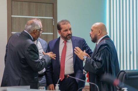 Prefeito Hildon Chaves prestigia posse dos novos procuradores do Ministério Público Estadual