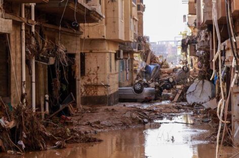 Enchentes deixam mortos e milhares de desaparecidos na Líbia